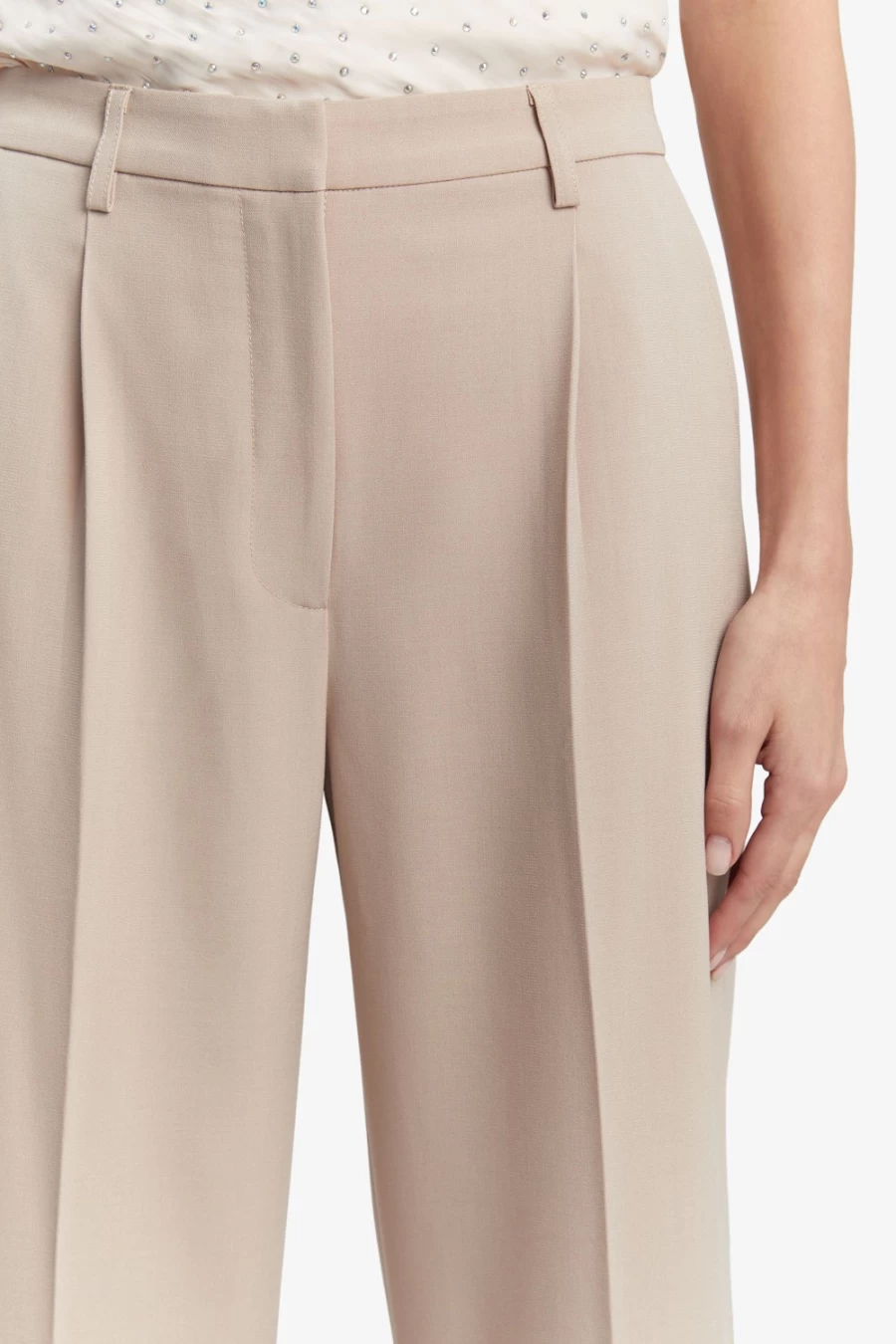 Bardot Women's Sloane Suit Pant in Sandstone - Tailored Formal Trousers