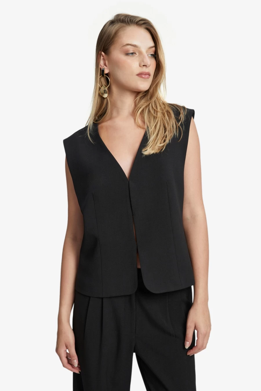Bardot Women's Black Sloane Longline Vest - Stylish Layering Piece