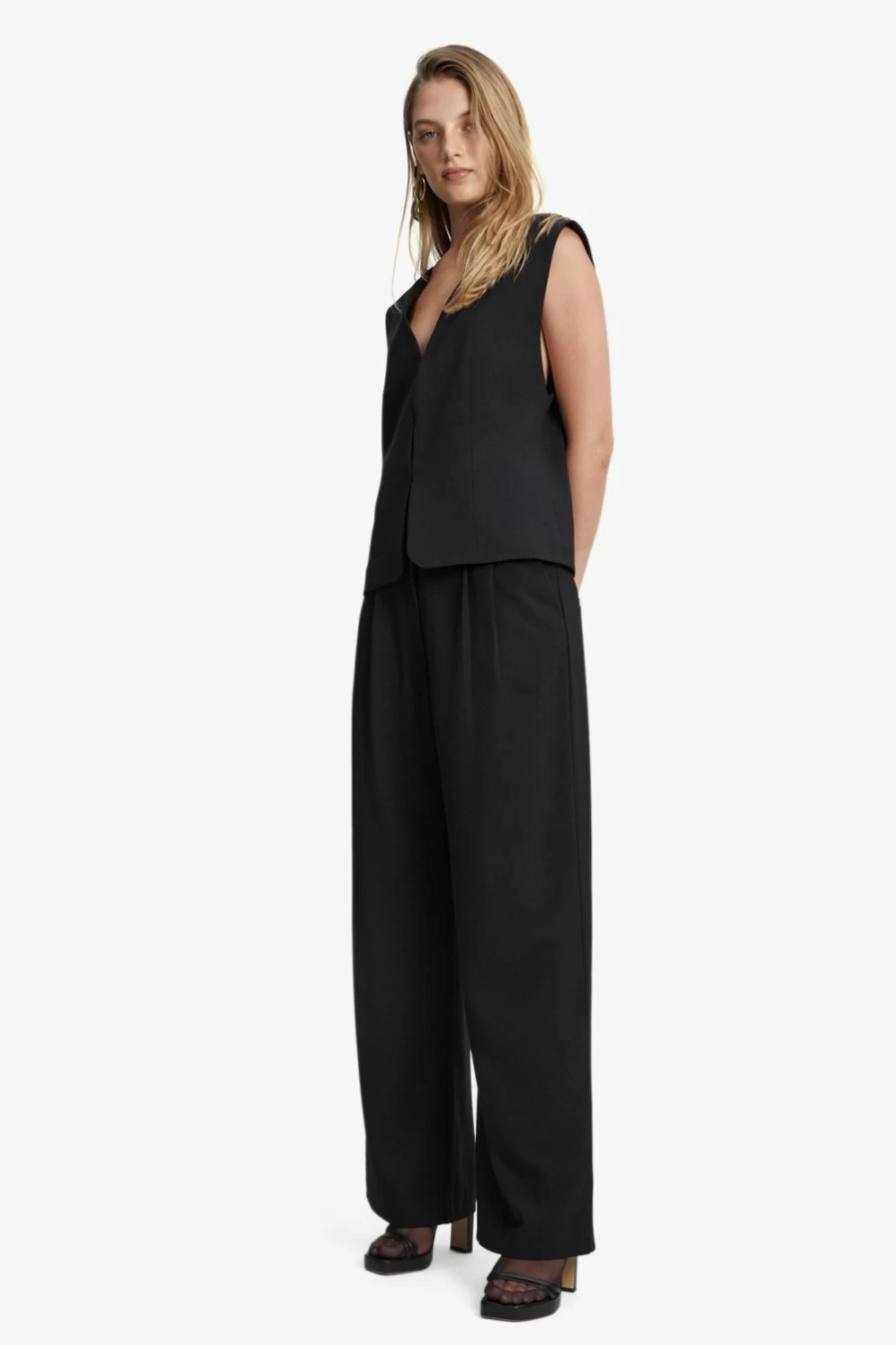 Bardot Women's Black Sloane Longline Vest - Stylish Layering Piece