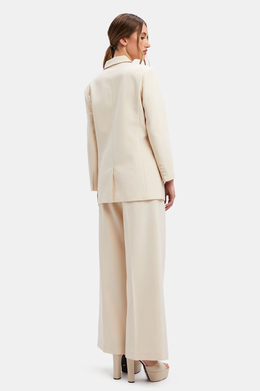 Bardot Women's Beige Sloane Classic Blazer - Timeless Tailored Jacket for Office & Formal Wear