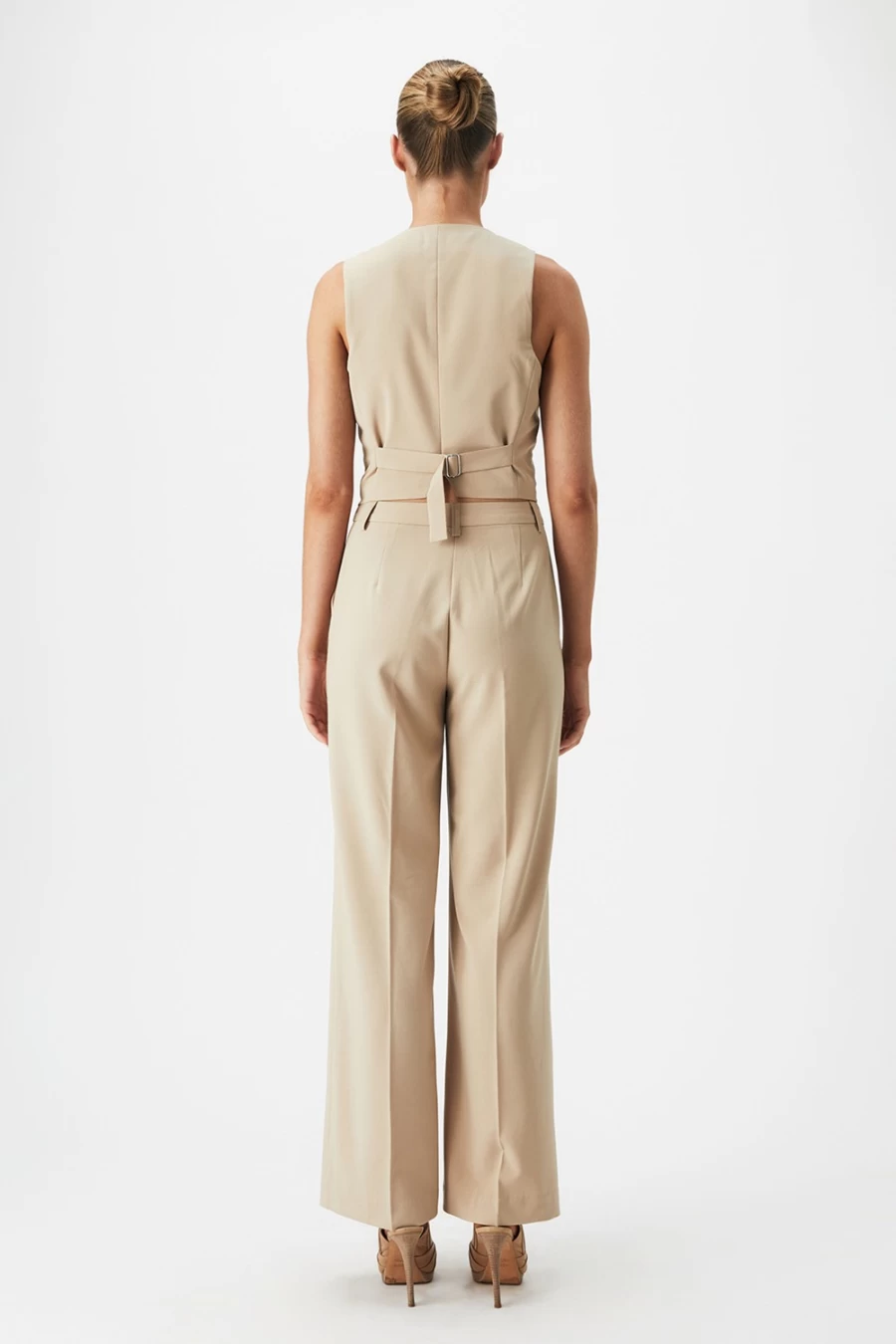 Bardot Women's Beige Callista Vest - Elegant Sleeveless Layering Piece