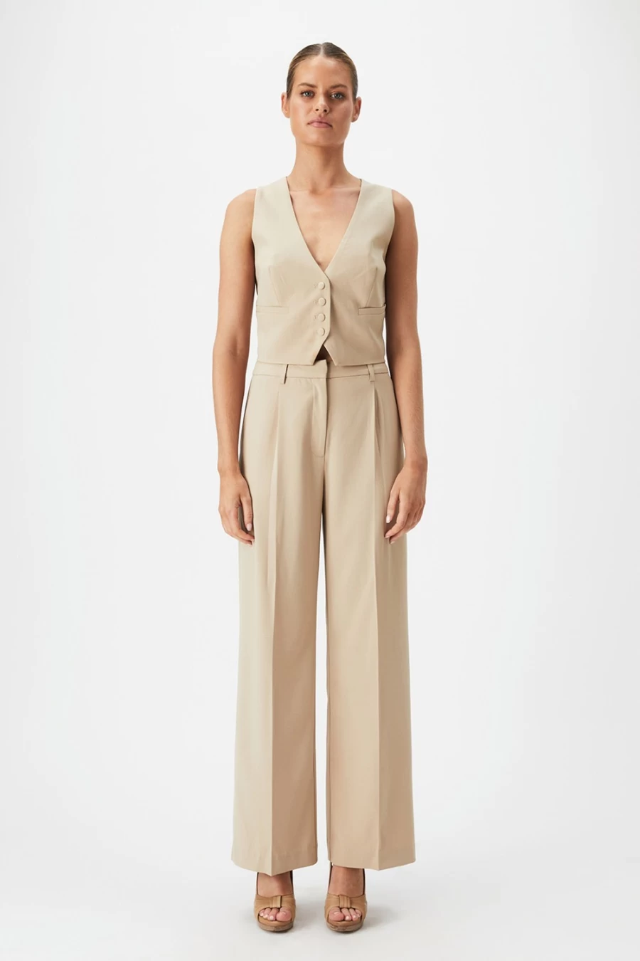 Bardot Women's Beige Callista Vest - Elegant Sleeveless Layering Piece