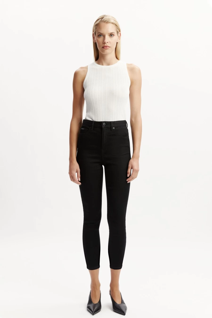 Bardot Women's Khloe High Rise Crop Jeans in Black