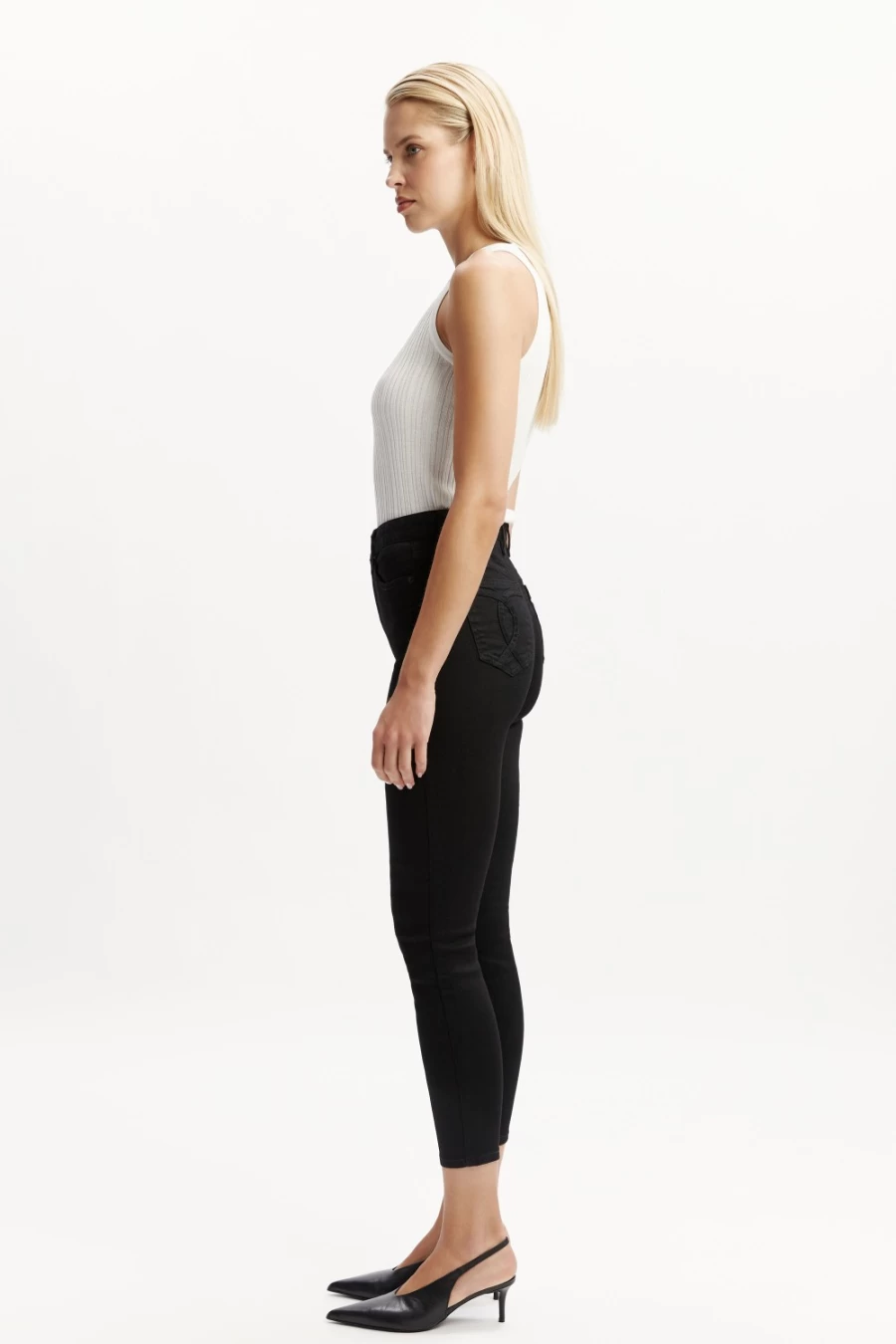 Bardot Women's Khloe High Rise Crop Jeans in Black