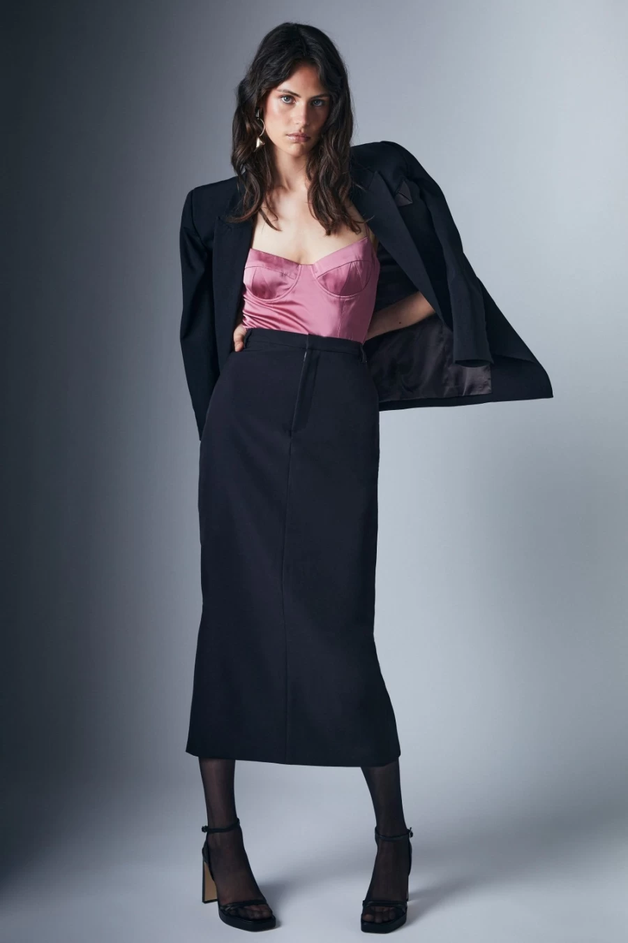 Bardot Women's Black Tailored Midi Skirt - Classic Fit Stylish Formal Wear
