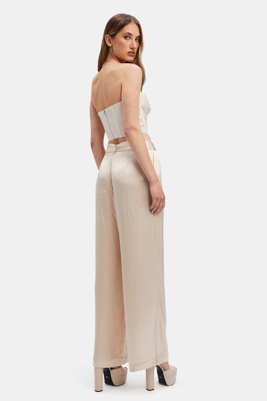 Bardot Women's Champagne Boston Pin Tuck Pants for Elegant Fit