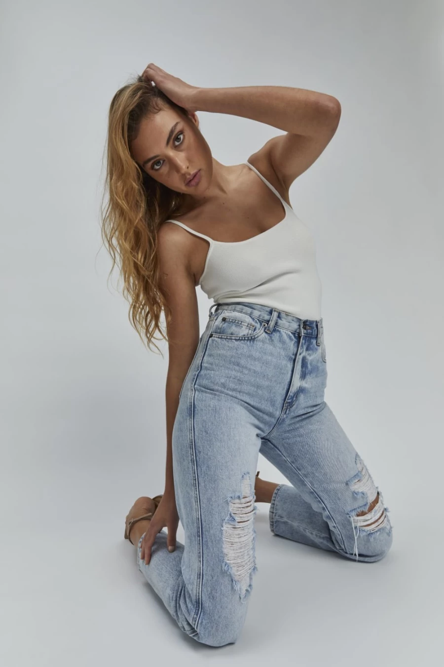 Bardot Women's Vintage Eva Straight Leg Jeans