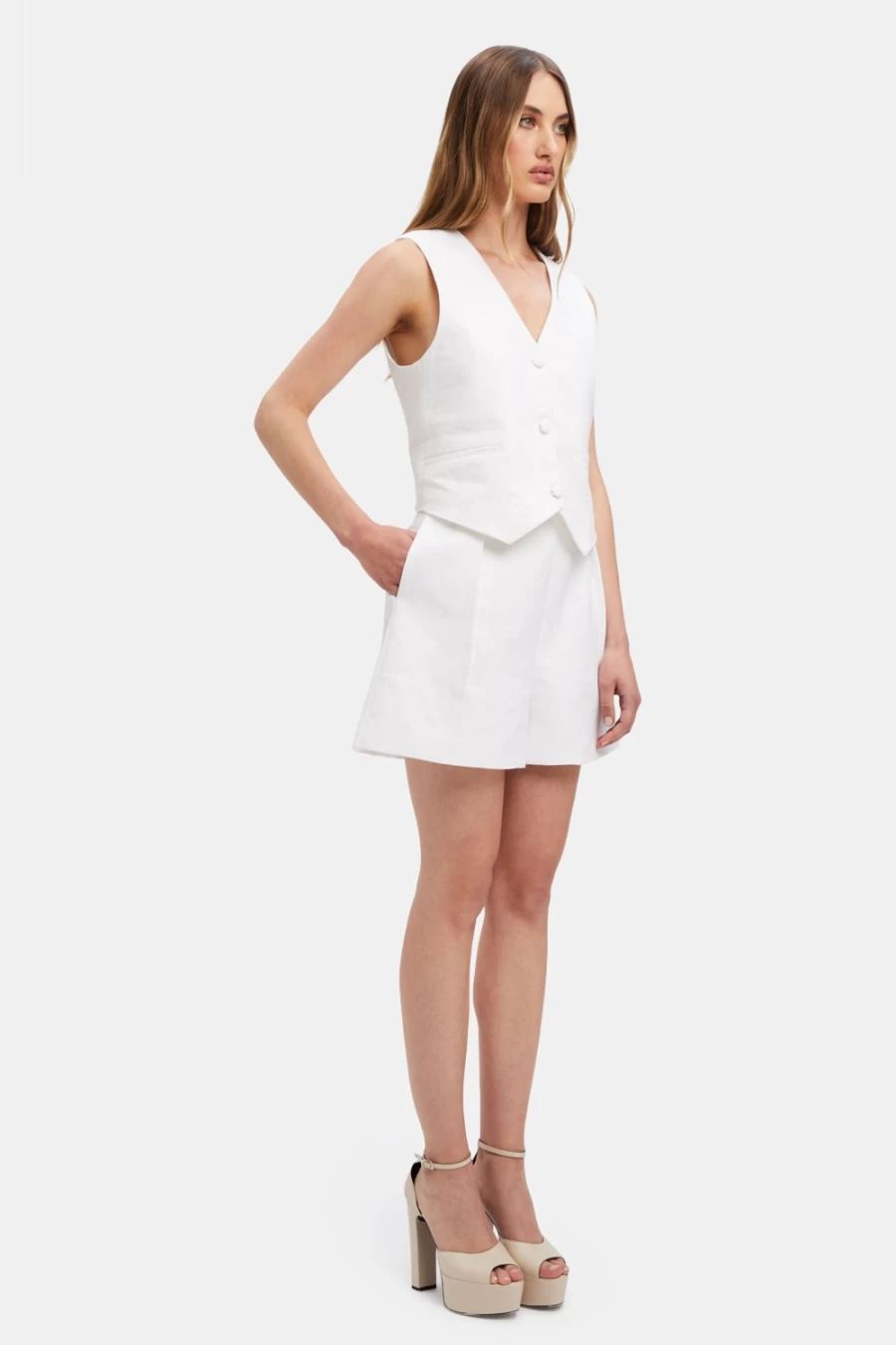 Bardot Women's Iris Linen Vest in Orchid White